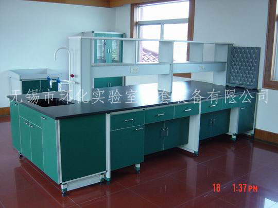 ��ľ�ṹ����ʵ��̨